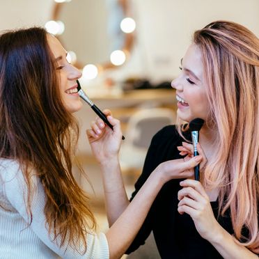 Goodlook mobiler Make-Up und Styling Service Beautytage